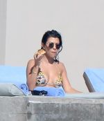 Access_Kardashian_01.jpg