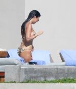 Access_Kardashian_010.jpg