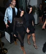 Access_Kardashian_06.jpeg