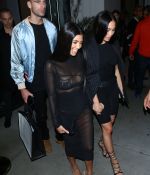 Access_Kardashian_07.jpeg