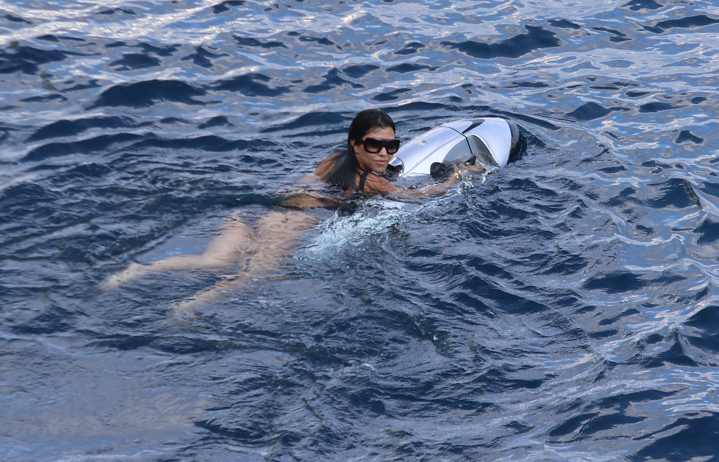 Access_Kardashian_03.jpg