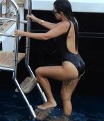 Access_Kardashian_011.jpg