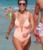 Access_Kardashian_044.jpg