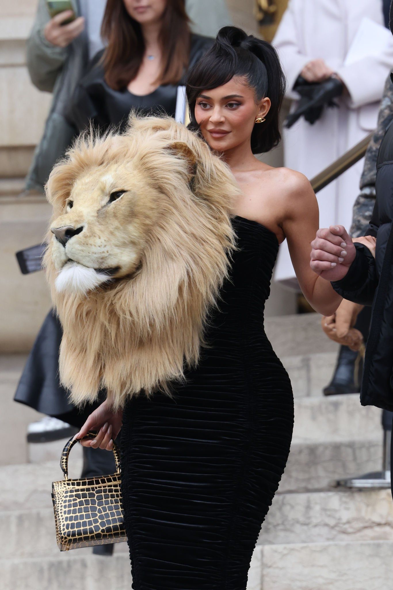 Access_Kardashian_003~0.JPG