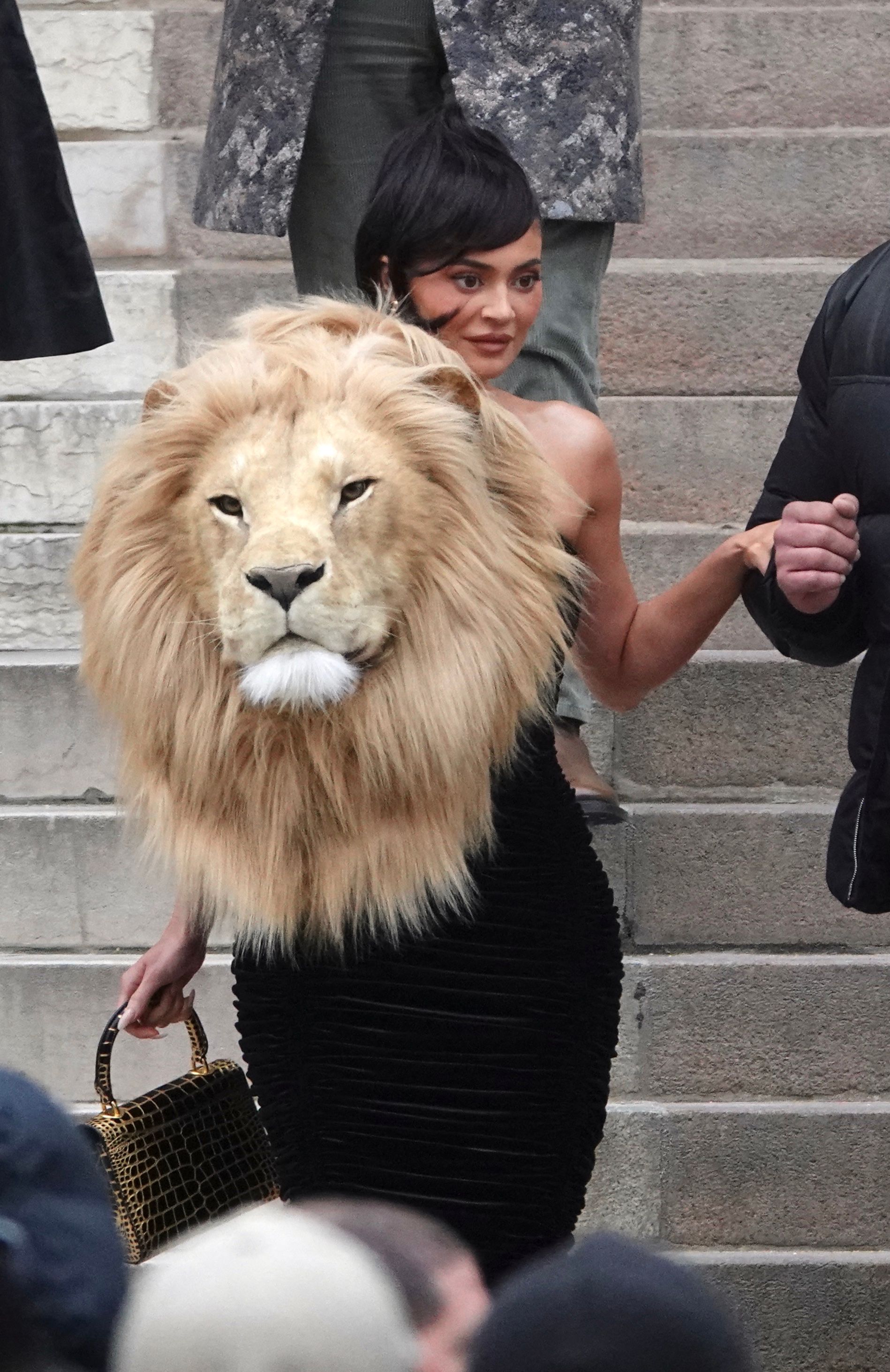 Access_Kardashian_020~1.JPG