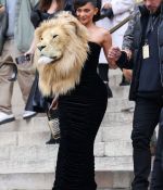 Access_Kardashian_001~0.JPG
