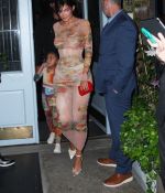 Filename=Access_Kardashian_013.JPG
Filesize=119KiB
Dimensions=668x1080
Date added=31.08.23 Access_Kardashian_013.JPG