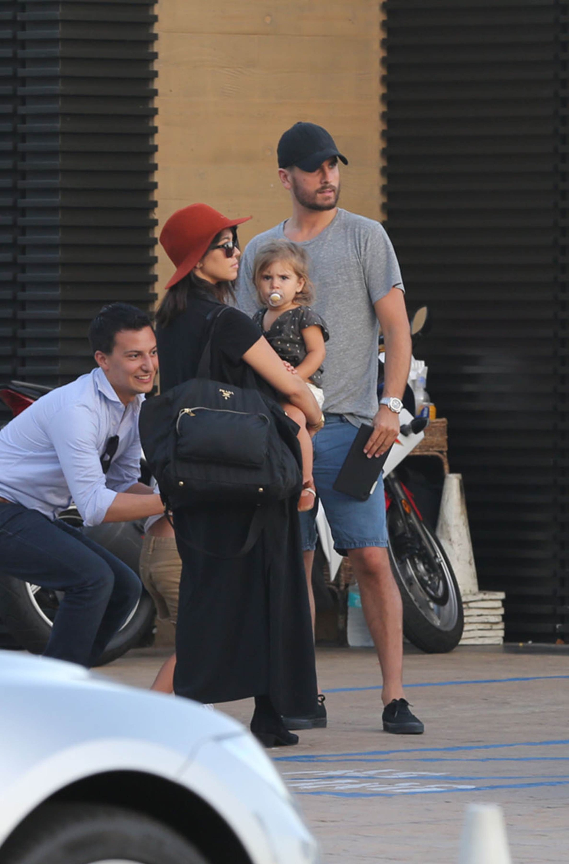 Access_Kardashian_002.jpg