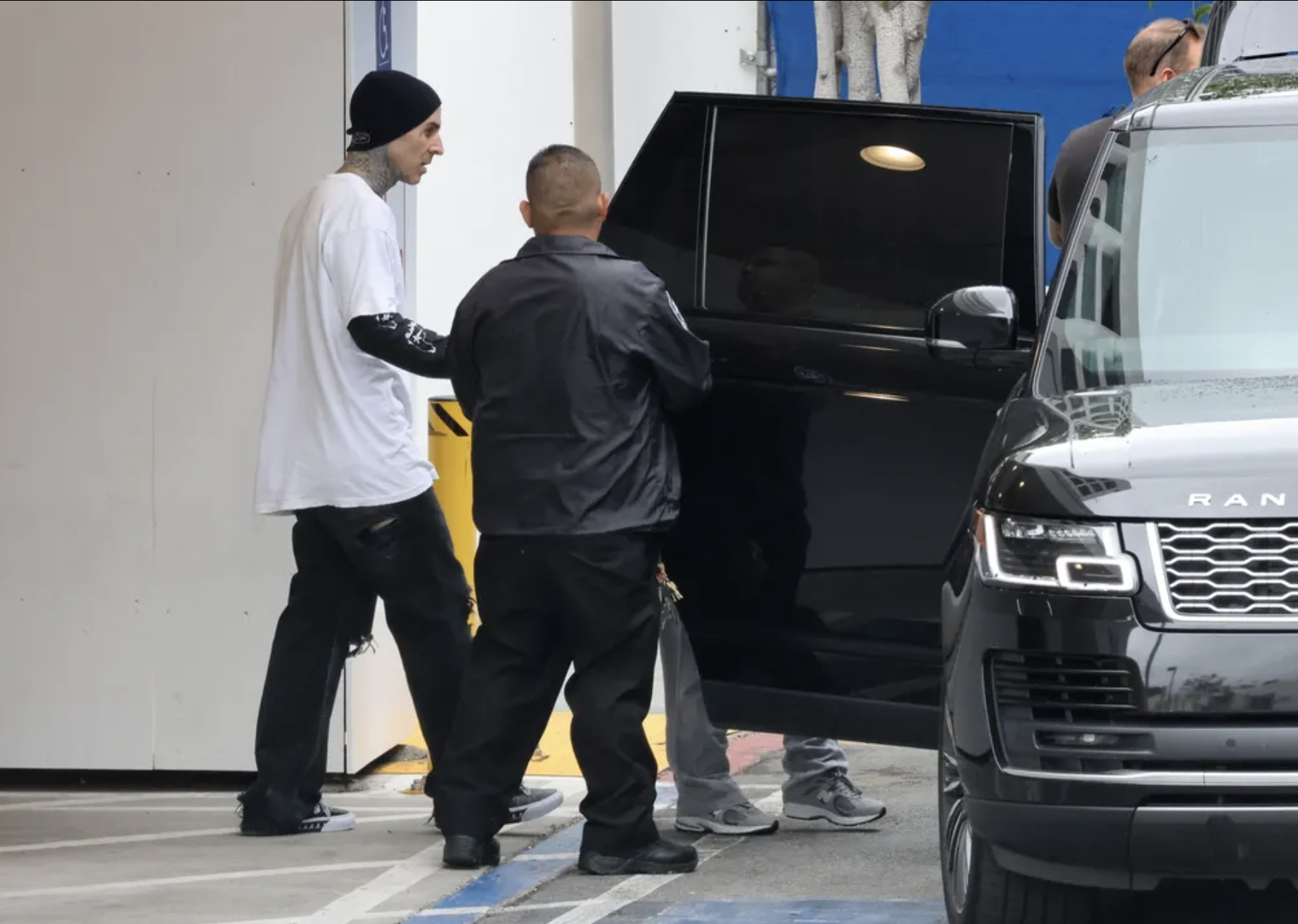 Access_Kardashian_006.png