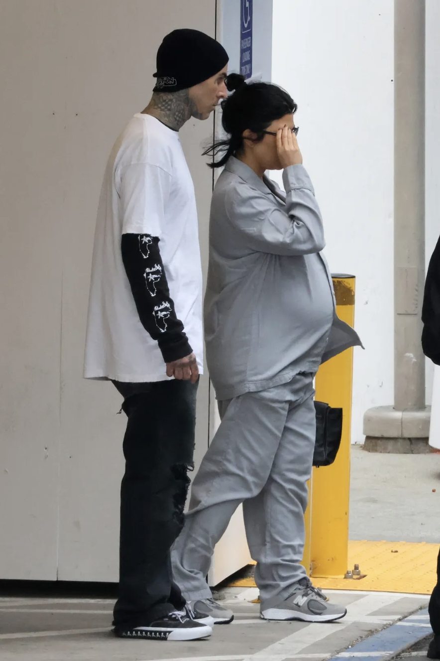 Access_Kardashian_007.png