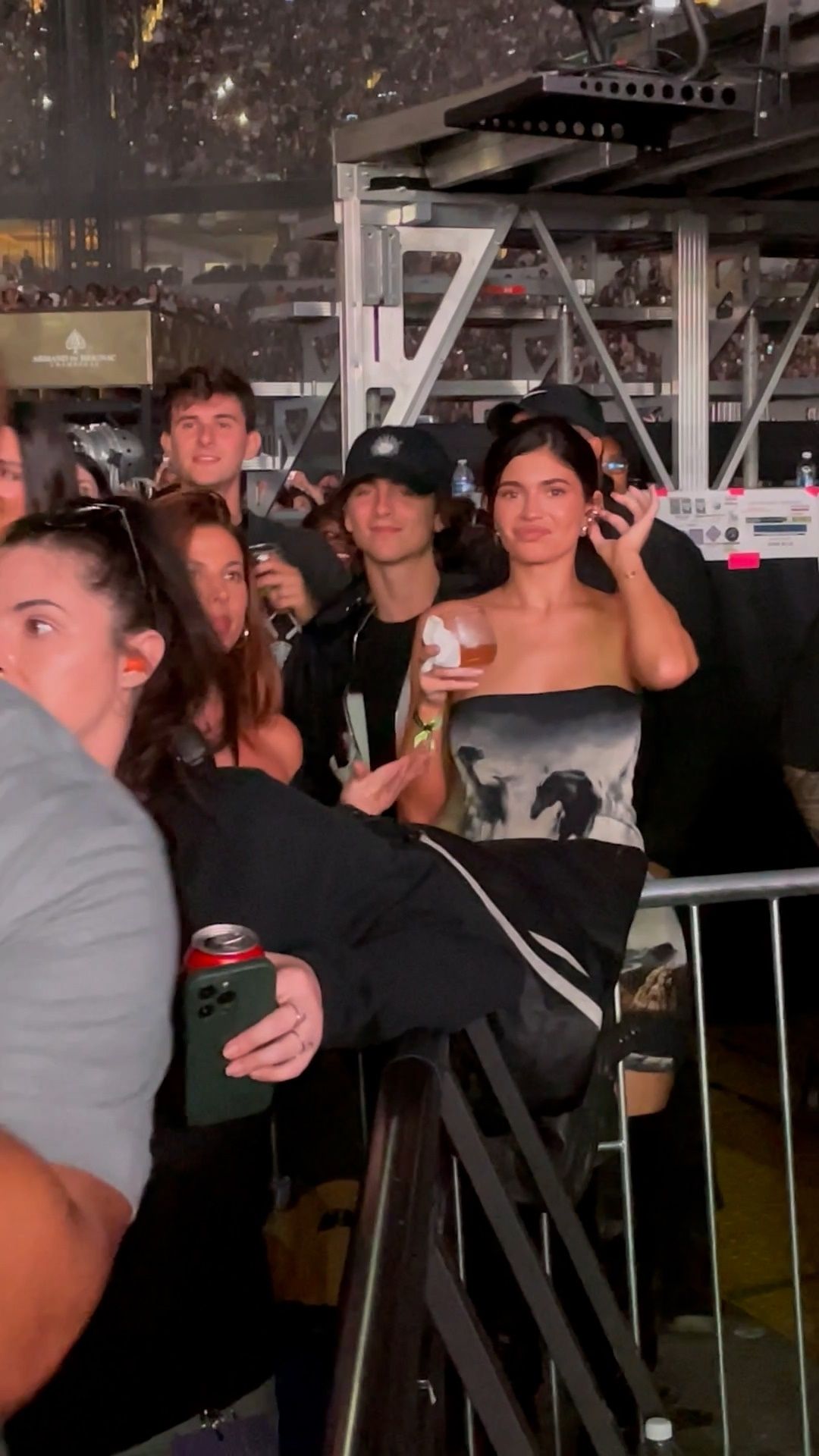 Access_Kardashian_002.JPG