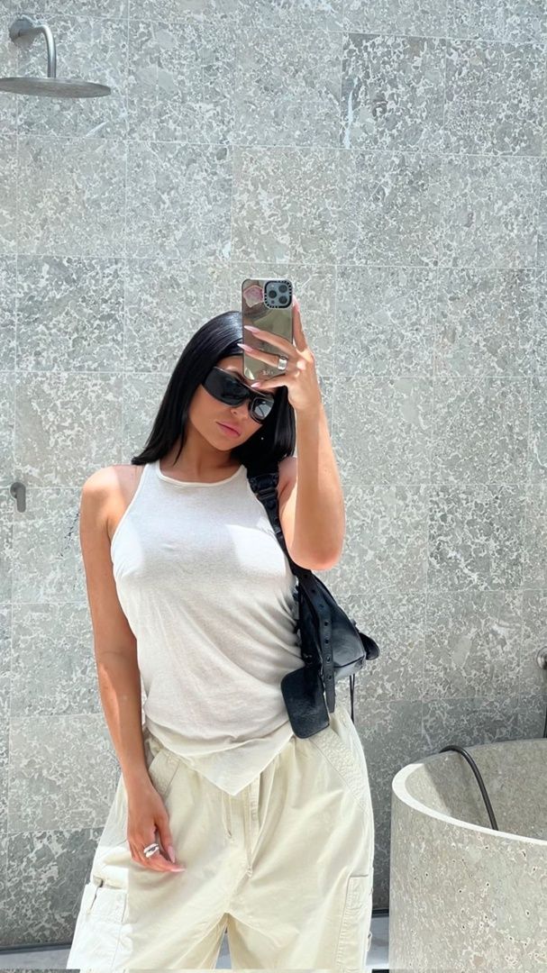 Access_Kardashian_004.jpg