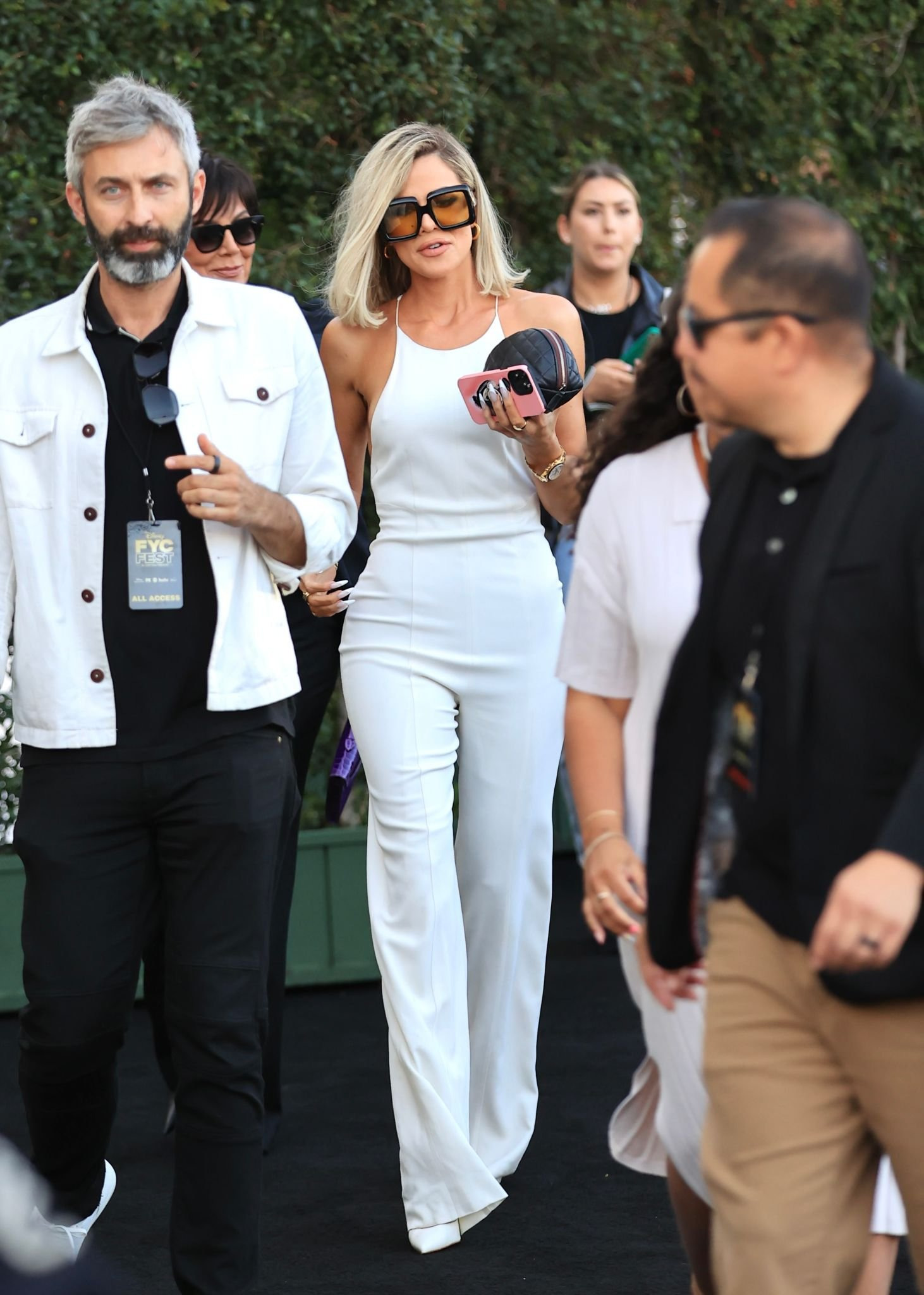 Access_Kardashian_004.jpg