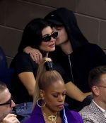 Access_Kardashian_04.jpg