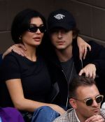 Access_Kardashian_05.jpg