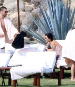 Access_Kardashian_010.jpg