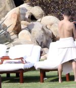 Access_Kardashian_012.jpg