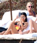 Access_Kardashian_025.jpg