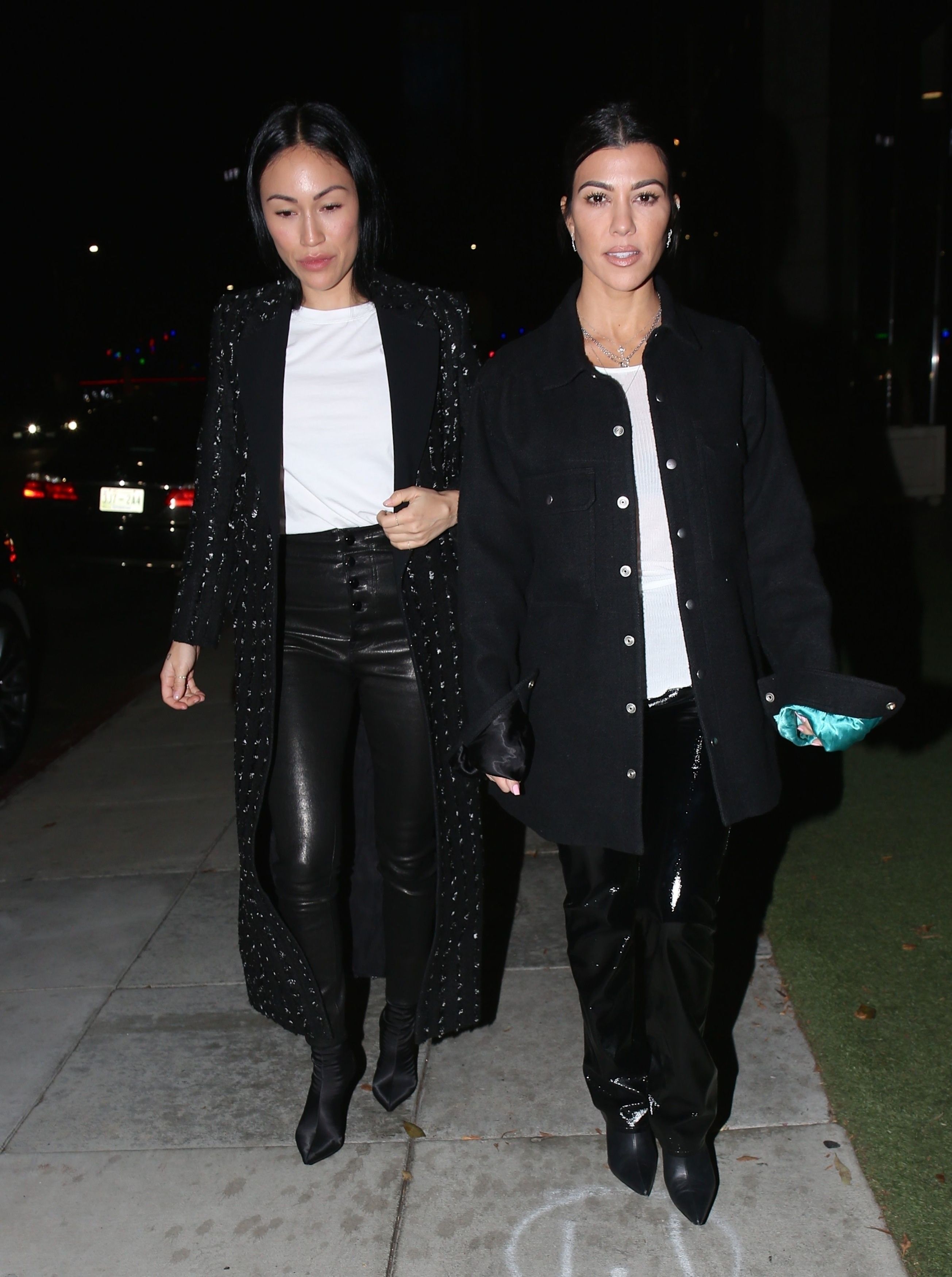Access_Kardashian_02.jpg
