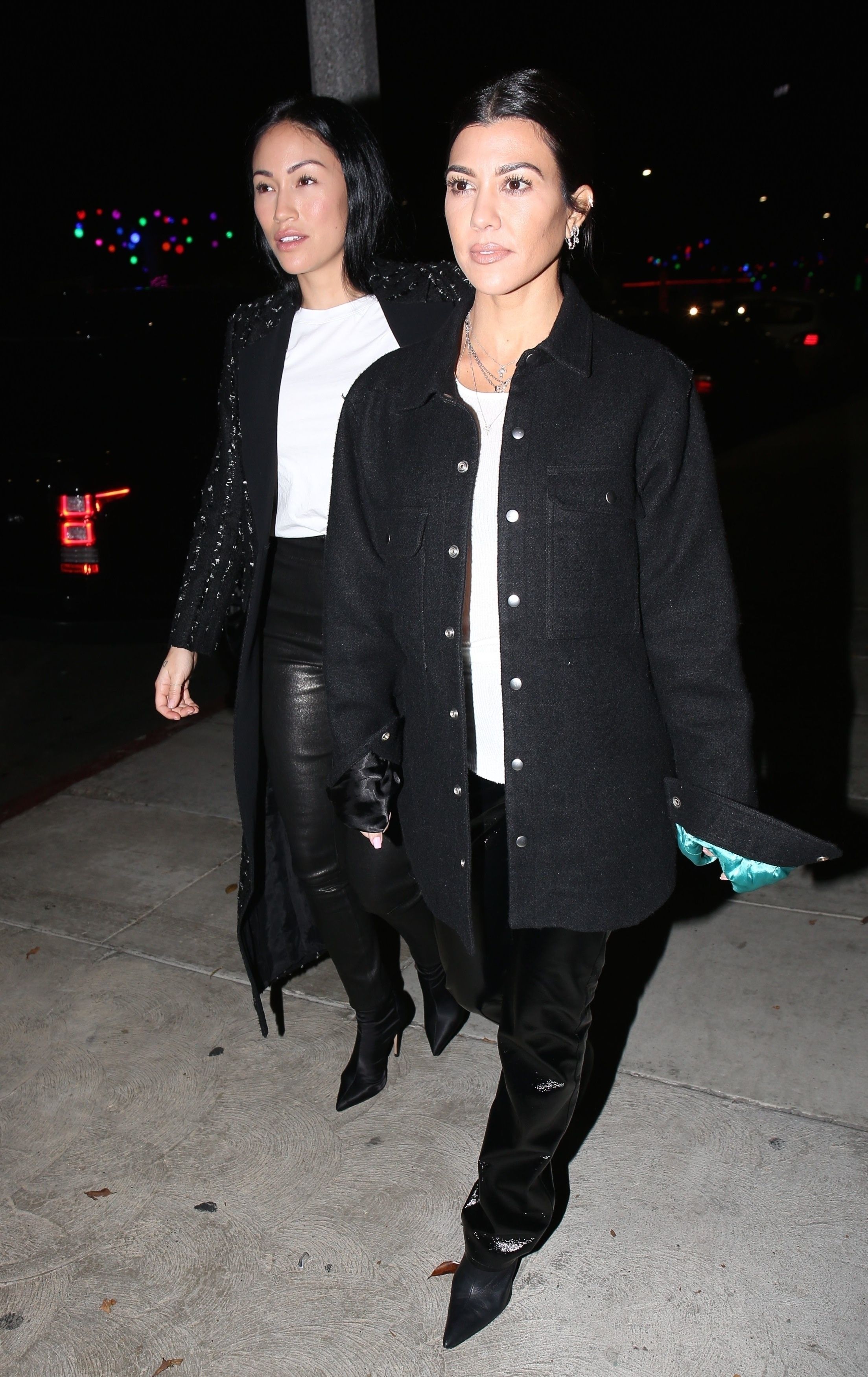 Access_Kardashian_06.jpg