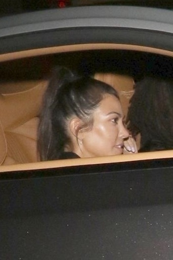 Access_Kardashian_01.jpg