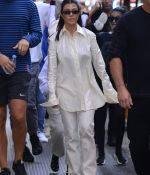 Access_Kardashian_07.jpg