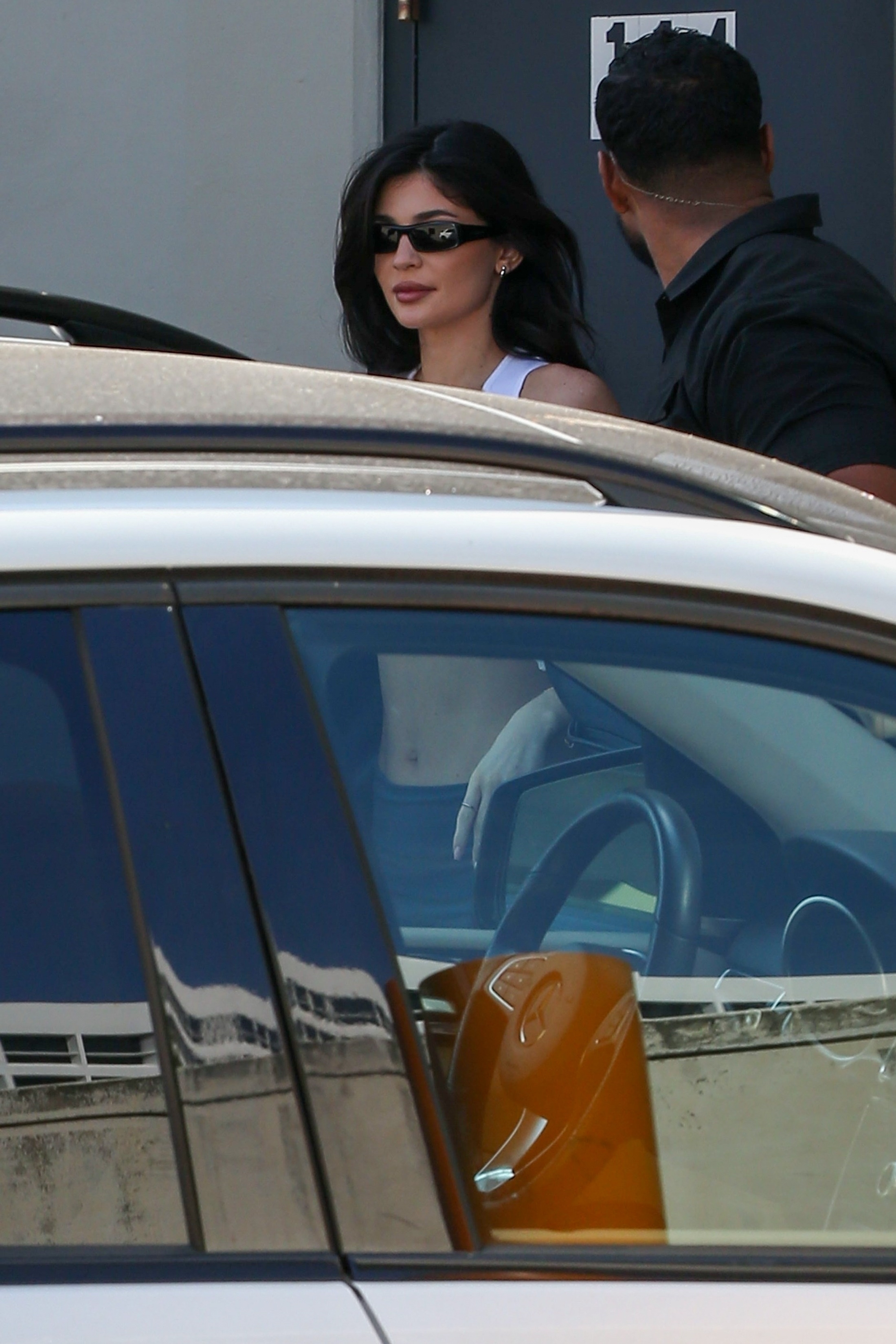 Access_Kardashian_001.jpg