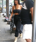 Access_Kardashian_002.jpg