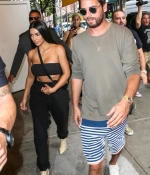 Access_Kardashian_004.jpg