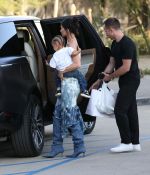 Access_Kardashian_09.jpg