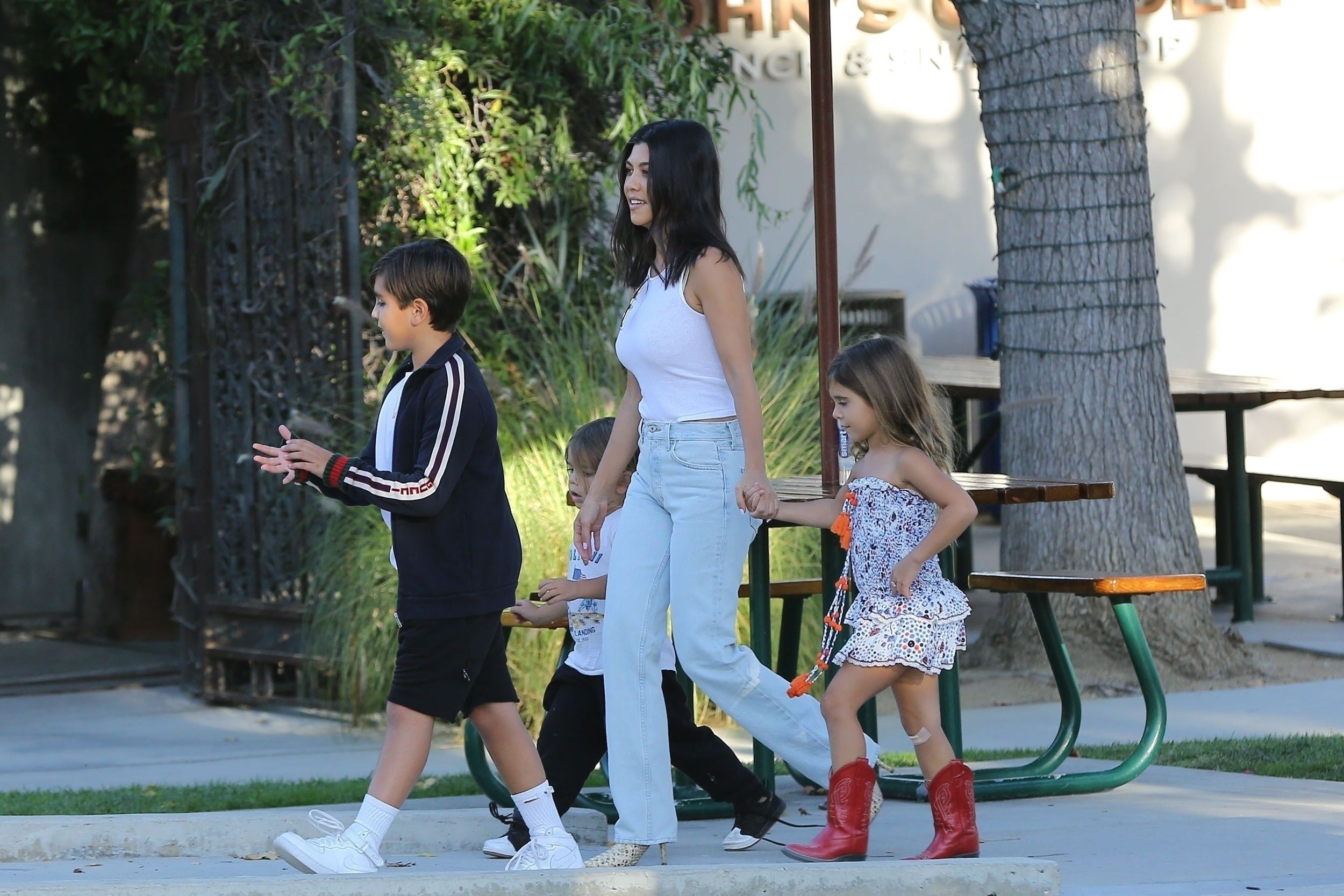 Access_Kardashian_017.jpg