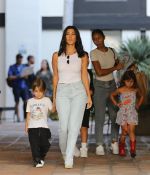 Access_Kardashian_023.jpg