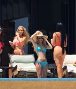 Access_Kardashian_011.jpg