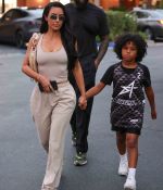 Access_Kardashian_0100.jpg