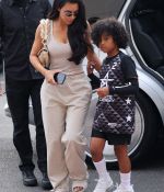 Access_Kardashian_040.jpg