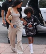 Access_Kardashian_049.jpg