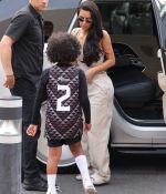 Access_Kardashian_07.jpg
