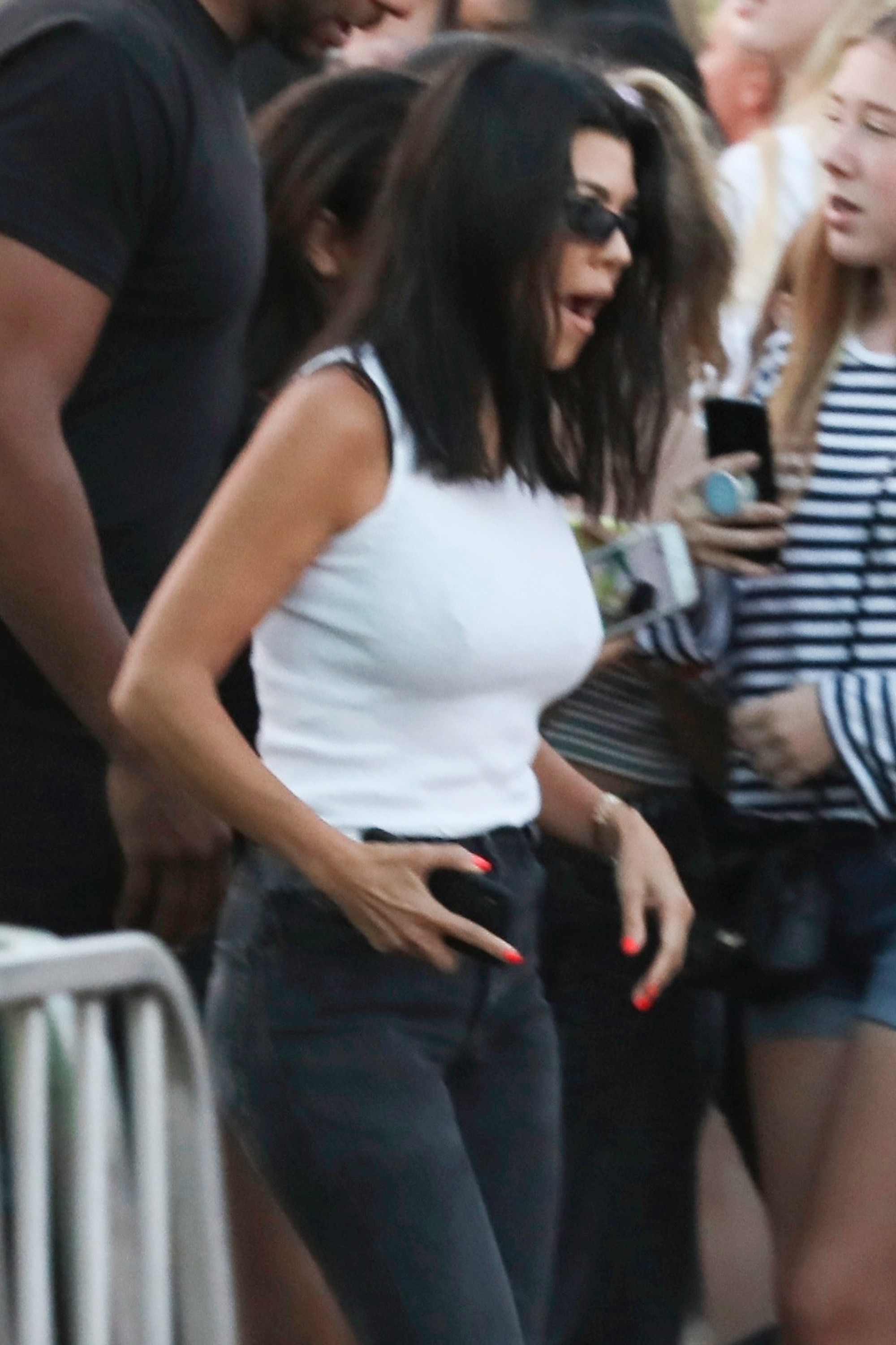 Access_Kardashian_01.jpg