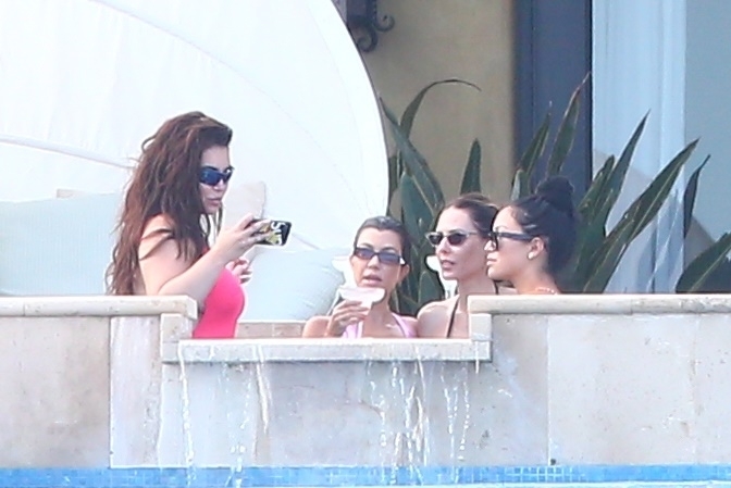 Access_Kardashian_013.jpg