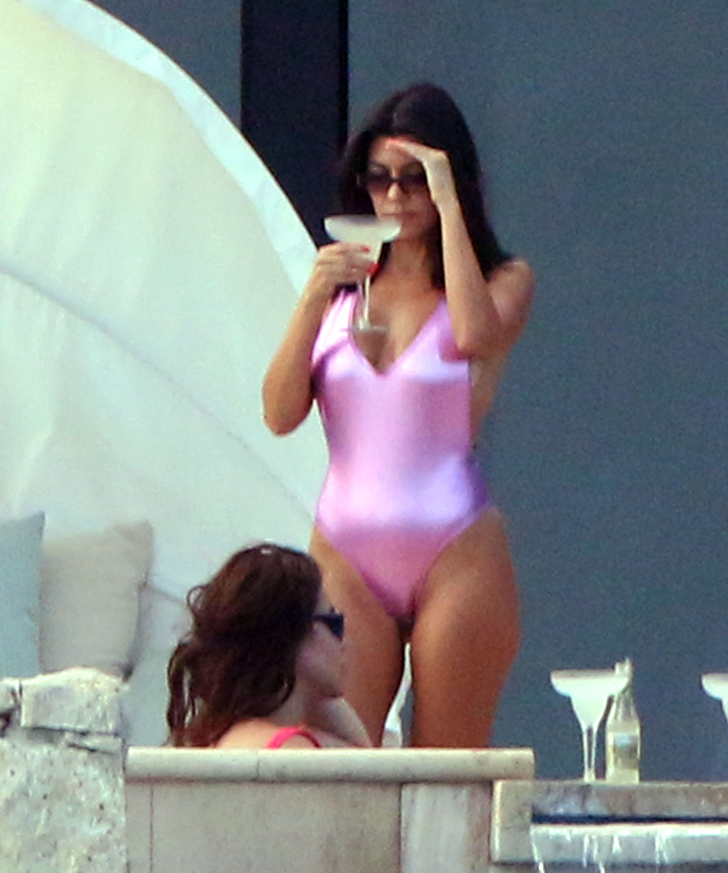 Access_Kardashian_02.jpg