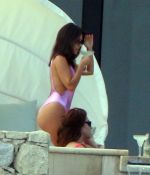 Access_Kardashian_010.jpg
