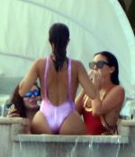 Access_Kardashian_015.jpg