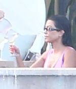 Access_Kardashian_05.jpg