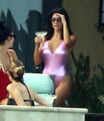 Access_Kardashian_06.jpg