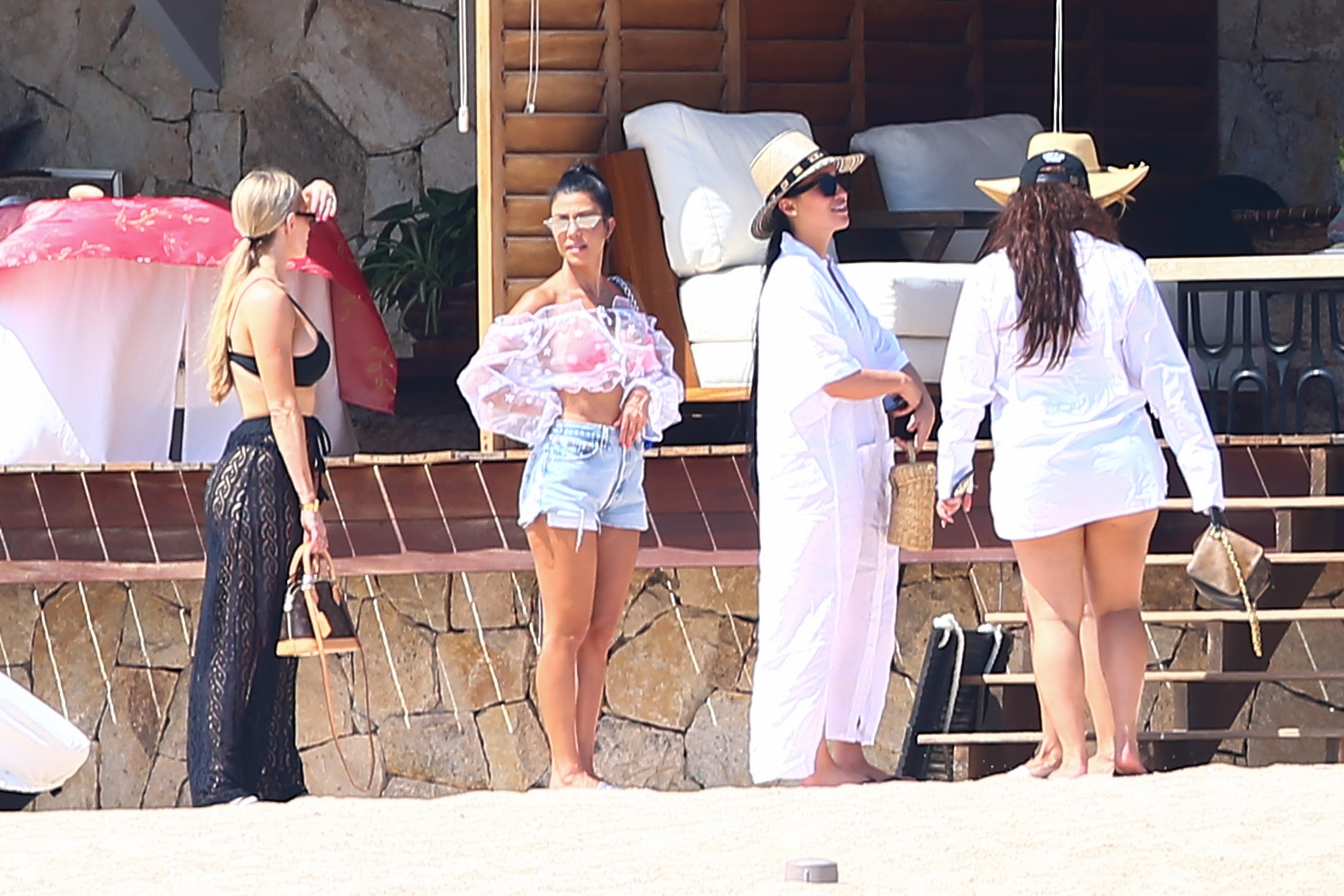 Access_Kardashian_010.jpg