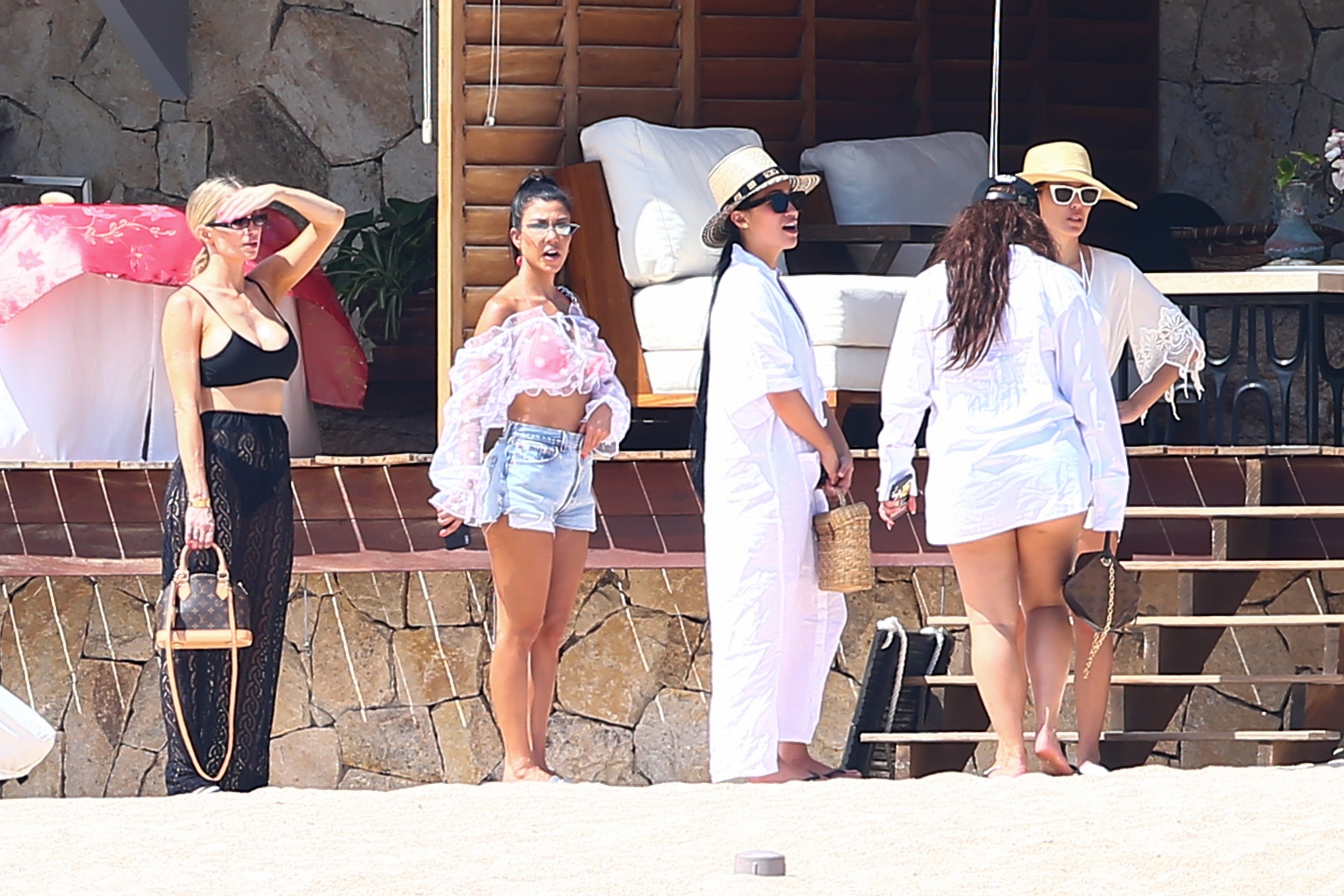 Access_Kardashian_011.jpg