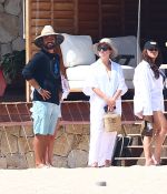 Access_Kardashian_012.jpg