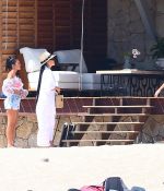 Access_Kardashian_08.jpg