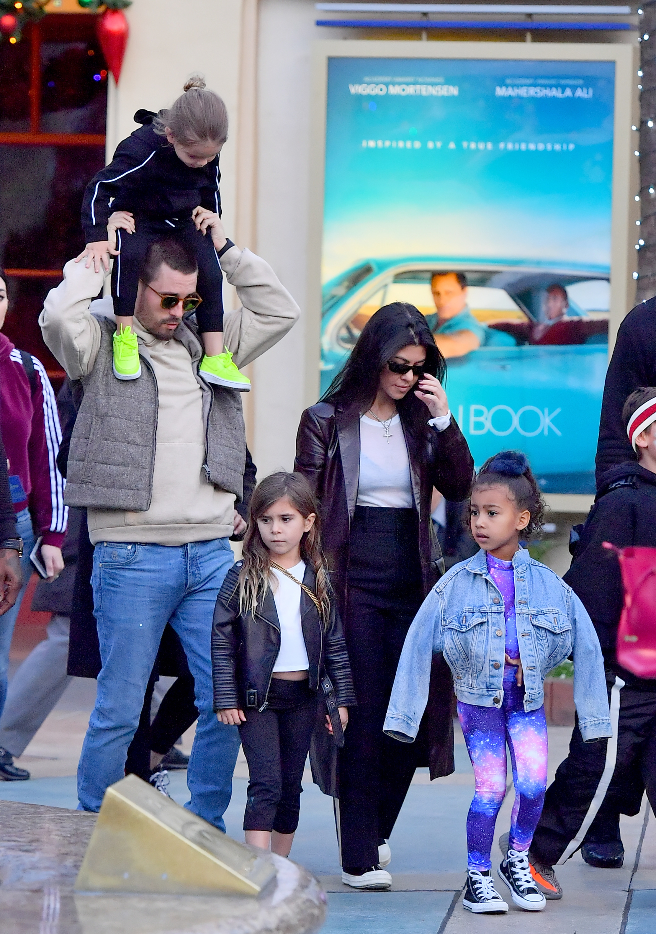 Access_Kardashian_002.jpg