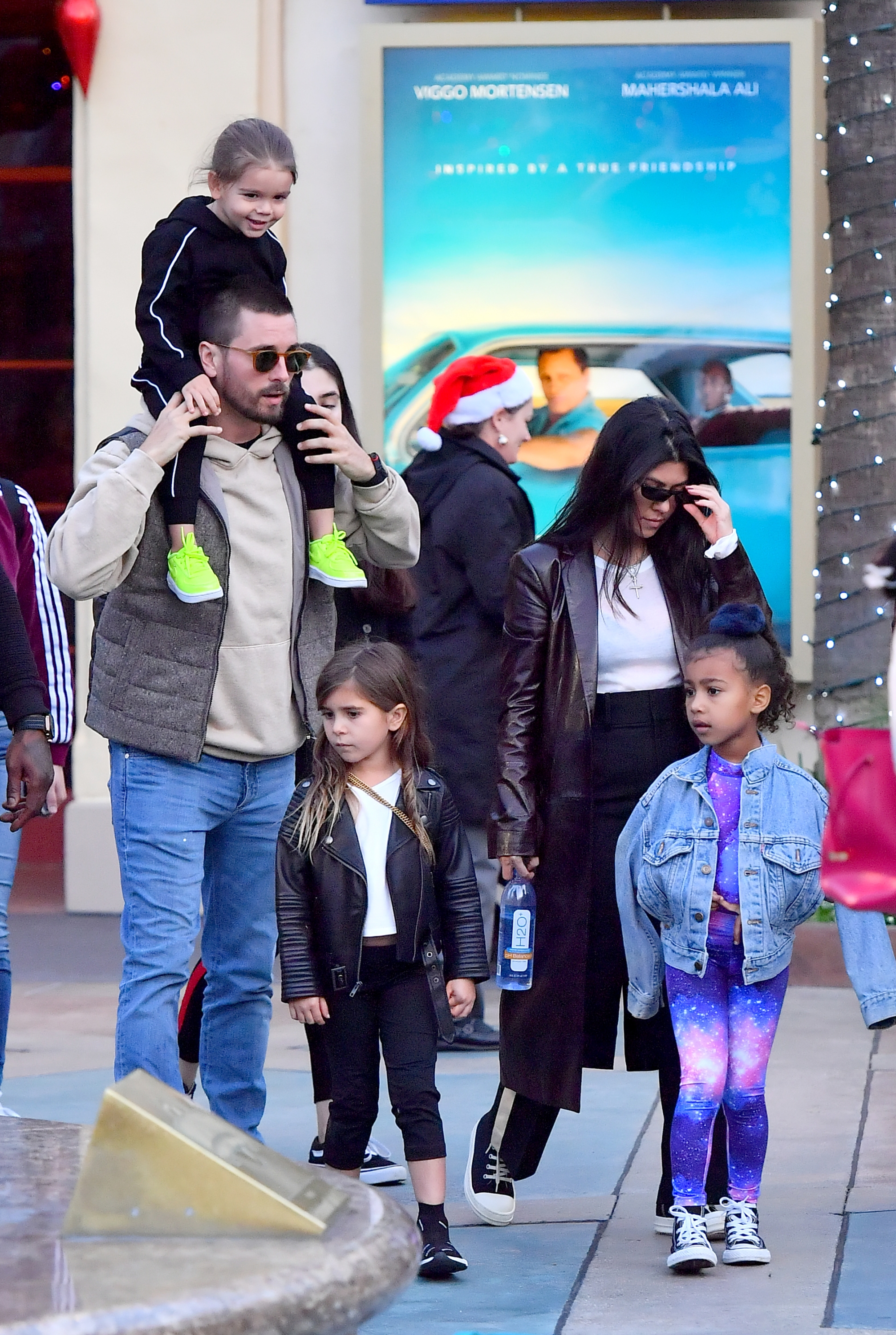 Access_Kardashian_003.jpg